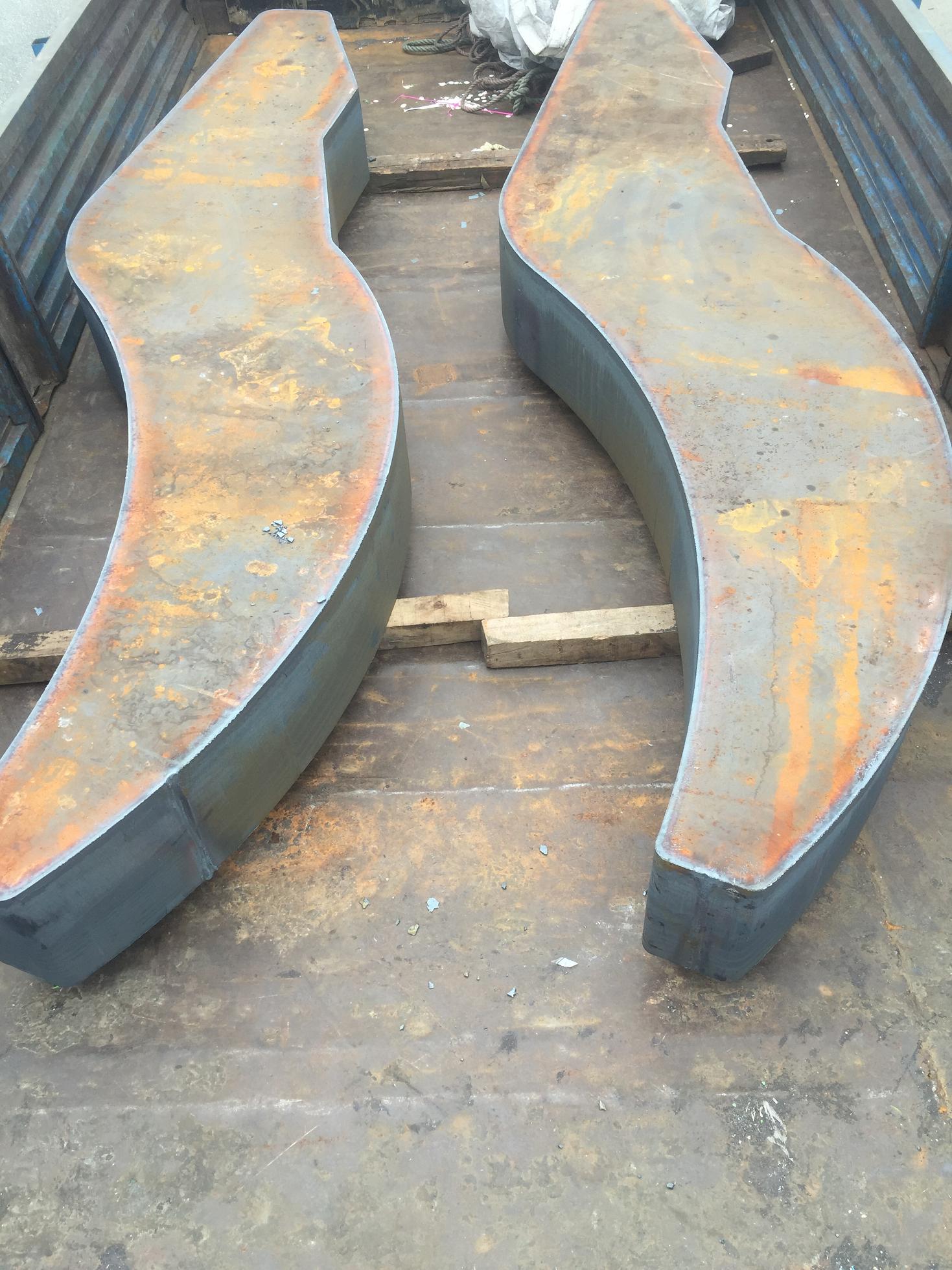 䓰��и�����