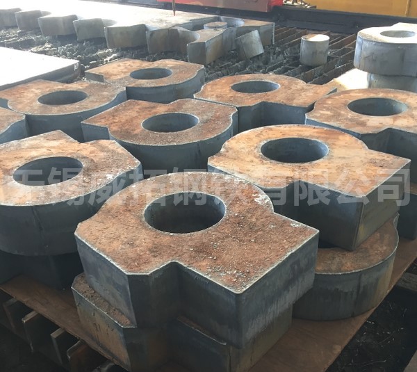 䓰�����S����